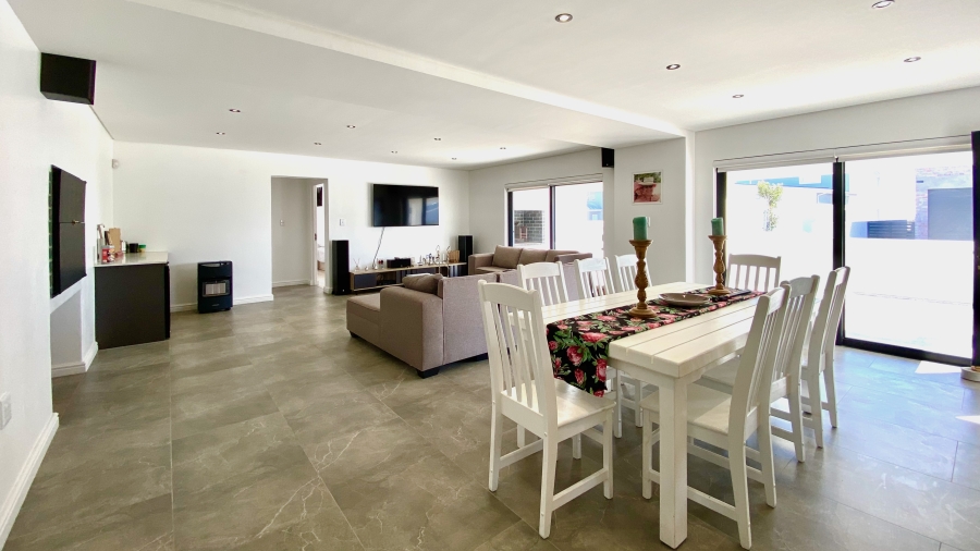 3 Bedroom Property for Sale in Dwarskersbos Western Cape